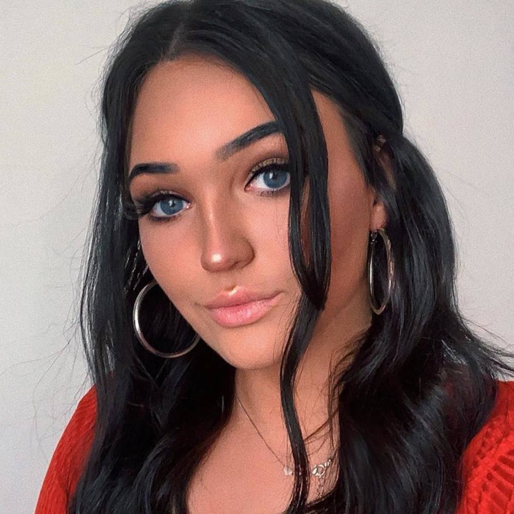 Meet your Posher, Bailey